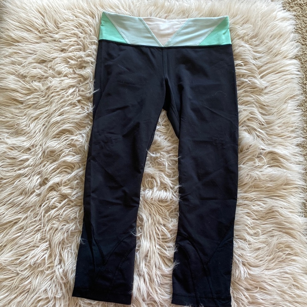 LULULEMON LEGGINGS